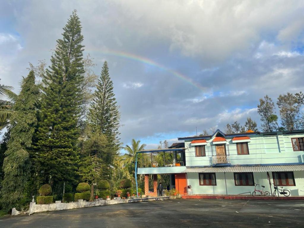 New Organic Home Stay Mudigere ภายนอก รูปภาพ