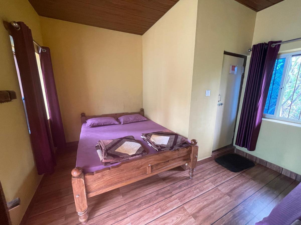 New Organic Home Stay Mudigere ภายนอก รูปภาพ